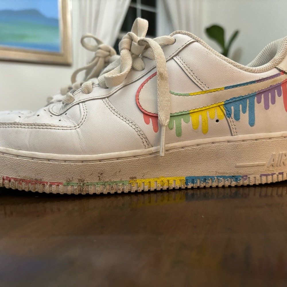 Nike White Sneakers with Multicolored Swoosh and Drip Design